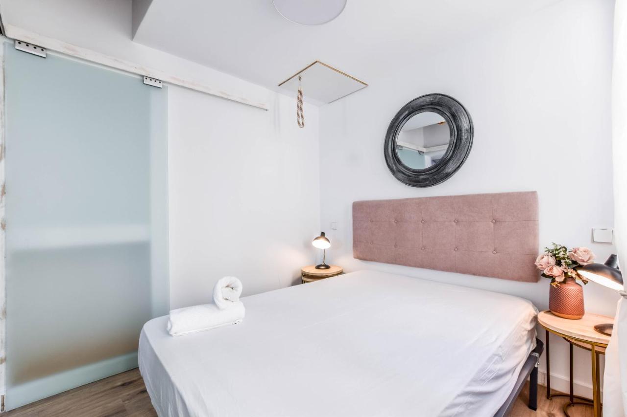 Apartment Atico De Diseno En Plaza Mayor